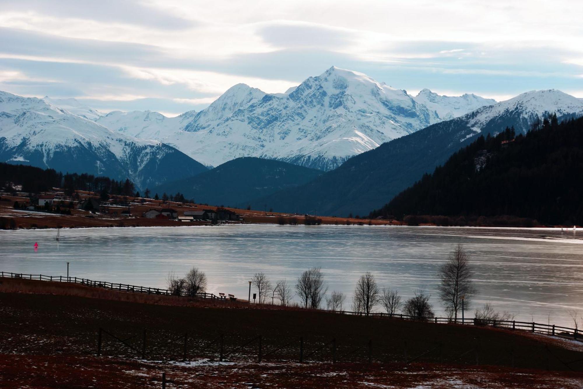 Hotel Alpenrose San Valentino alla Muta Luaran gambar